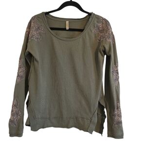 Free People Green Relaxed Embellished Size Small Oter Sun Top